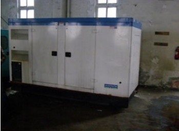 濮阳康明斯150kw大型柴油二手发电机组